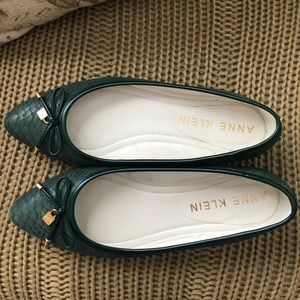 Anne Klein dark green flats